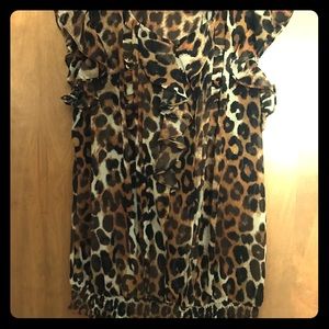 Leopard print top